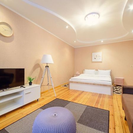 Bright Apartments On Internatsionalnaya Minsk Ngoại thất bức ảnh