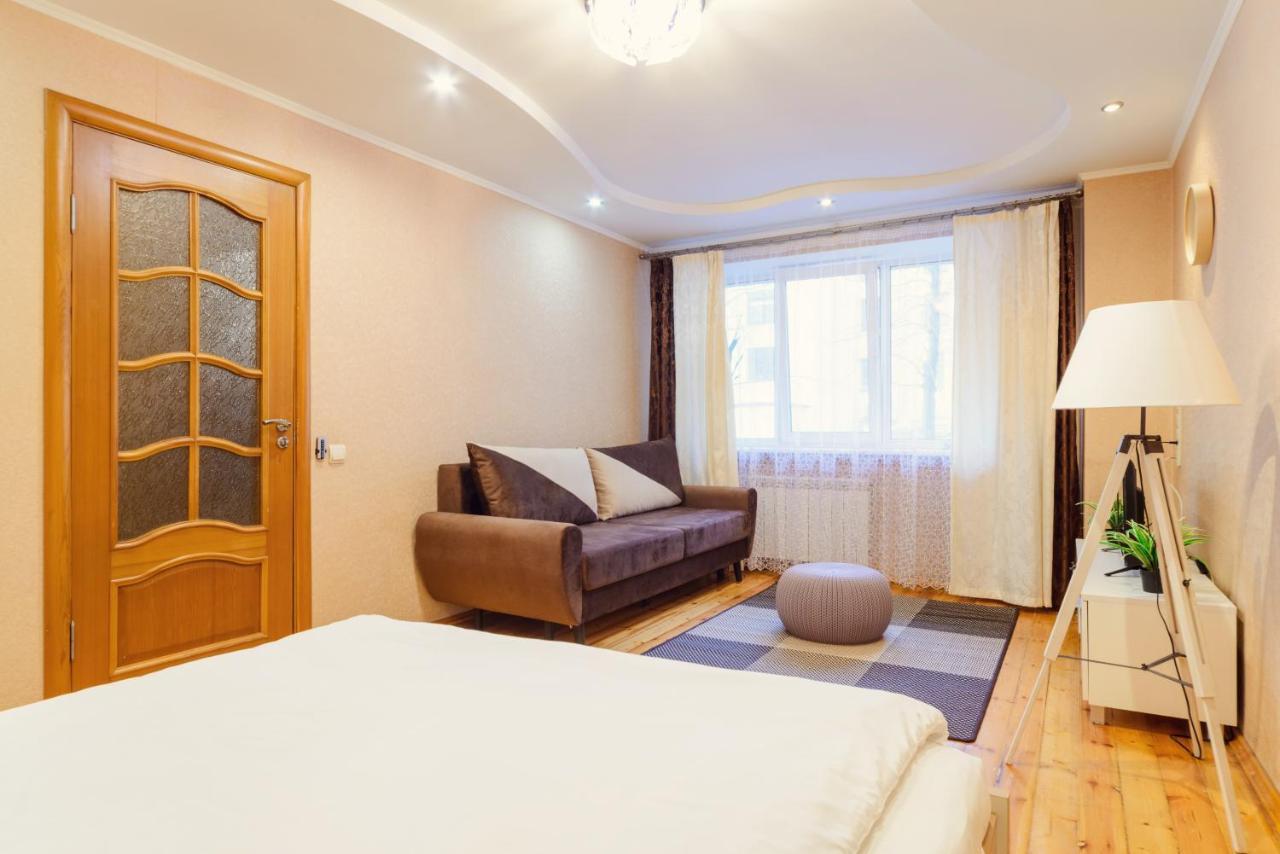 Bright Apartments On Internatsionalnaya Minsk Ngoại thất bức ảnh